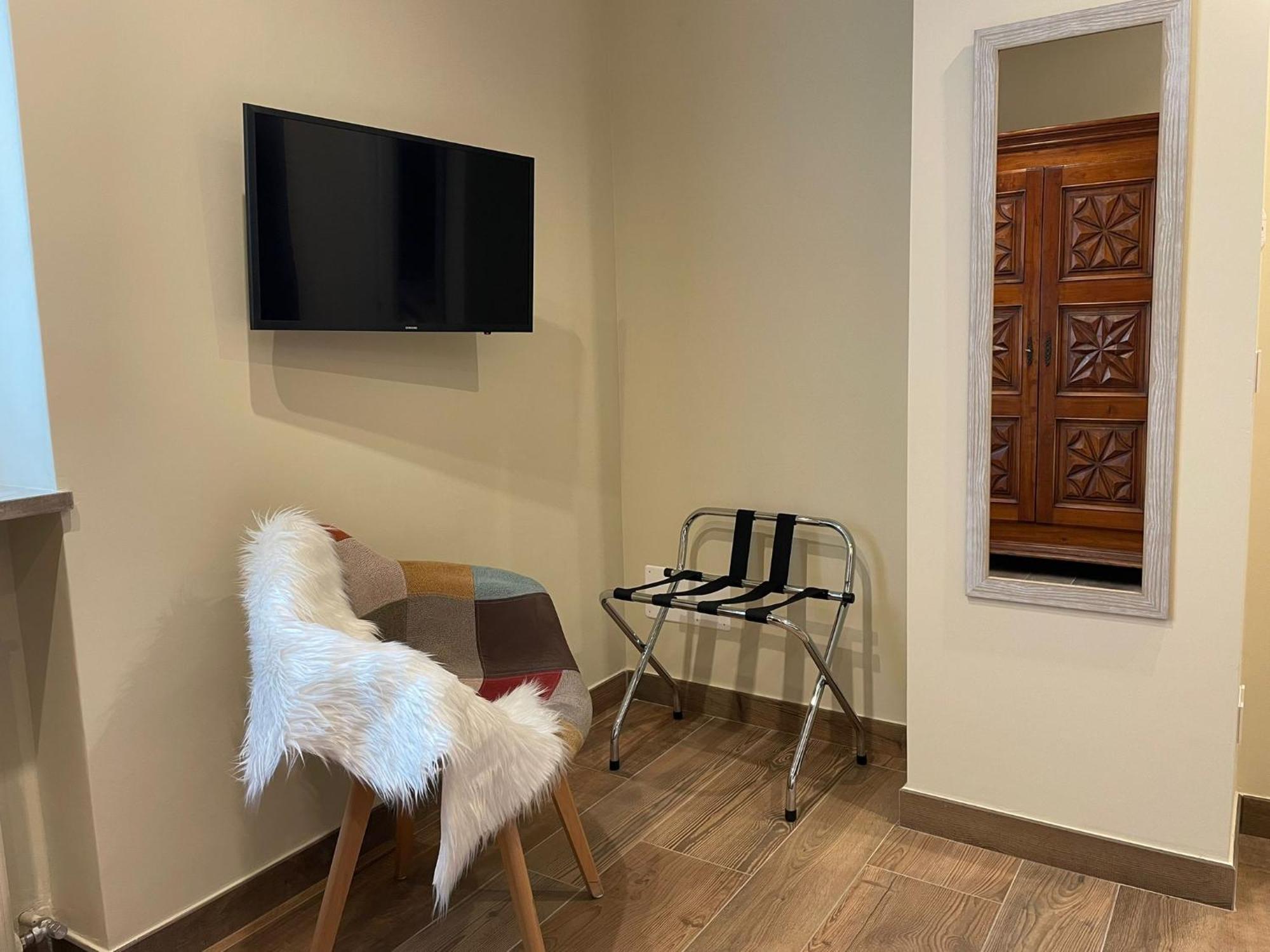 Trilogy Apartment Aosta Esterno foto