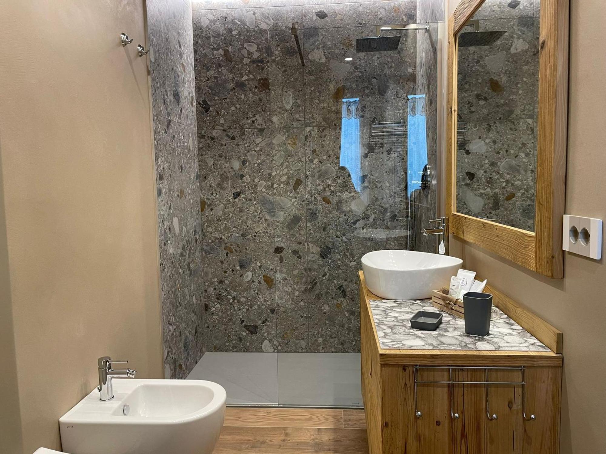 Trilogy Apartment Aosta Esterno foto